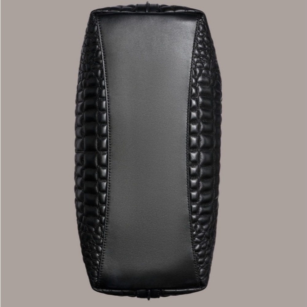 NWT Donna Karan Glenwood Quilted Croc Top Handle Satchel Tassel. Black Gold. - Picture 5 of 12